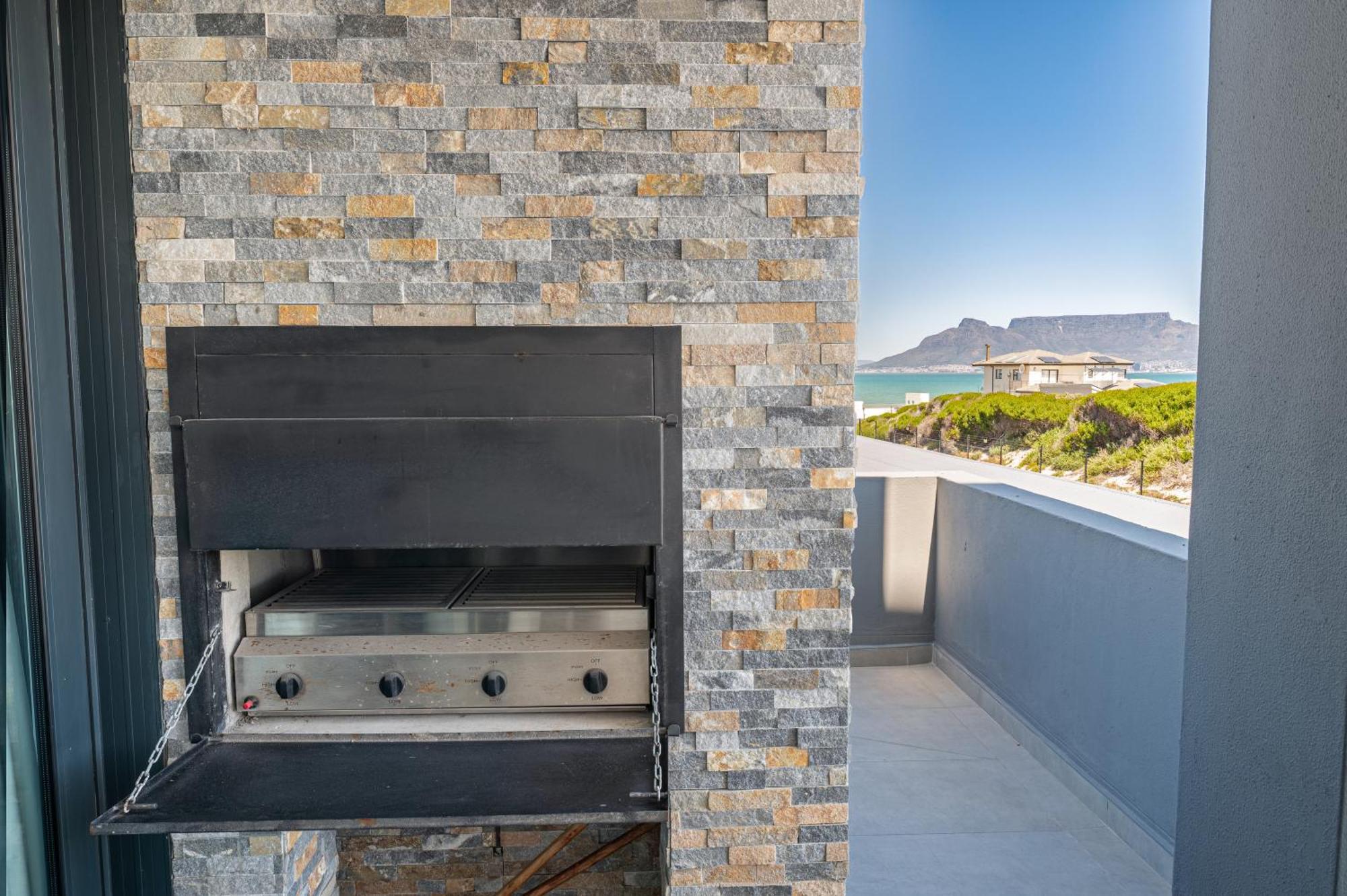 Beachfront W Wrap Around Terrace, Blouberg, 04 Azul * Cape Town